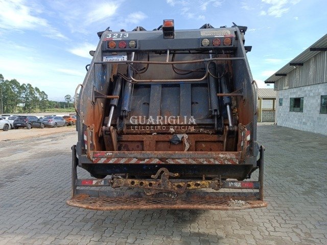 VOLKSWAGEN/17.260 CRM 4X2 - F*****2 - 2022 - 2023 - DIESEL